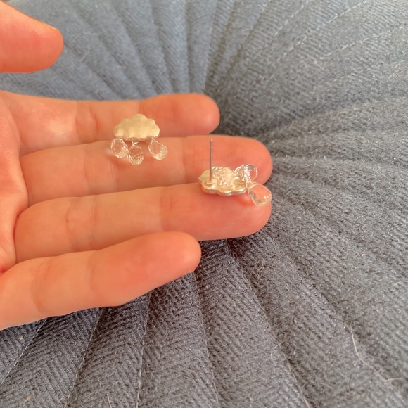 Silver cloud with 3 crystals dangle stud earrings raindrops - Picture 2 of 3